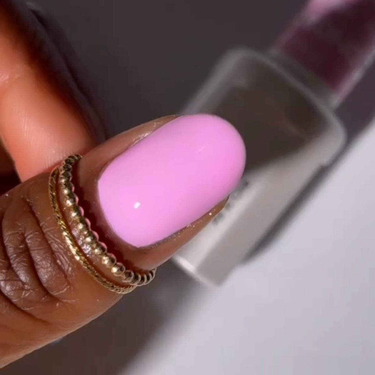DND808 - Glowing Daisy - DND Matching Gel & Nail Polish