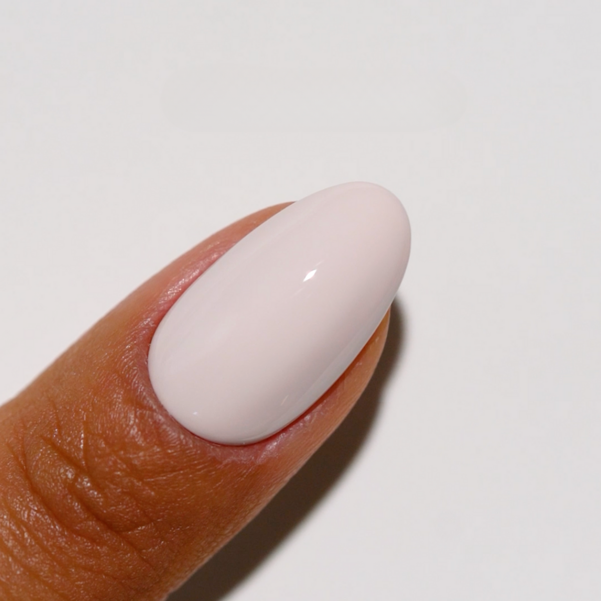 DND984 - Paper Airplanes - DND Matching Gel & Nail Polish