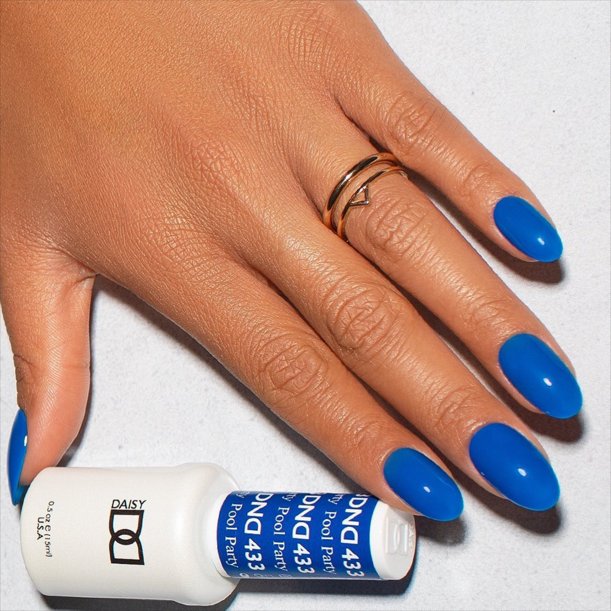 DND433 - Pool Party - DND Matching Gel & Nail Polish