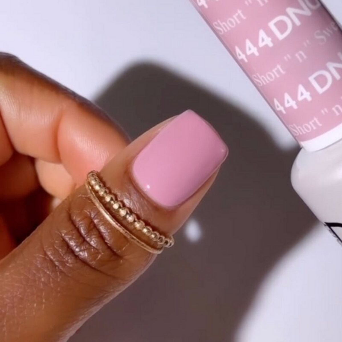 DND444 - Short "N" Sweet - DND Matching Gel & Nail Polish