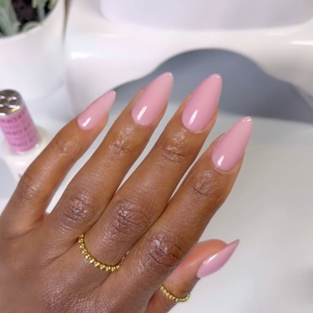 DND449 - First Kiss - DND Matching Gel & Nail Polish