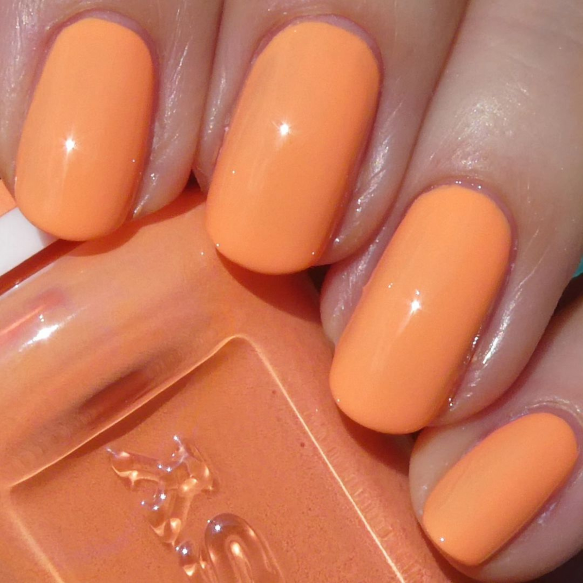 DND502 - Soft Orange - DND Matching Gel & Nail Polish