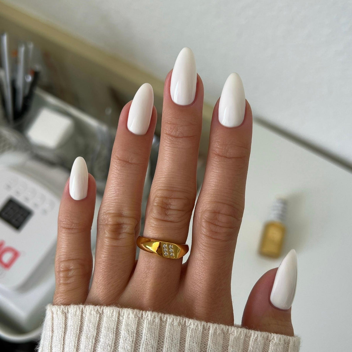 DIVA074 - Creampuff DIVA - GEL POLISH & MATCHING LACQUER