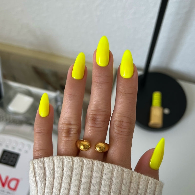 DIVA189 - Tennis Ball DIVA - GEL POLISH & MATCHING LACQUER