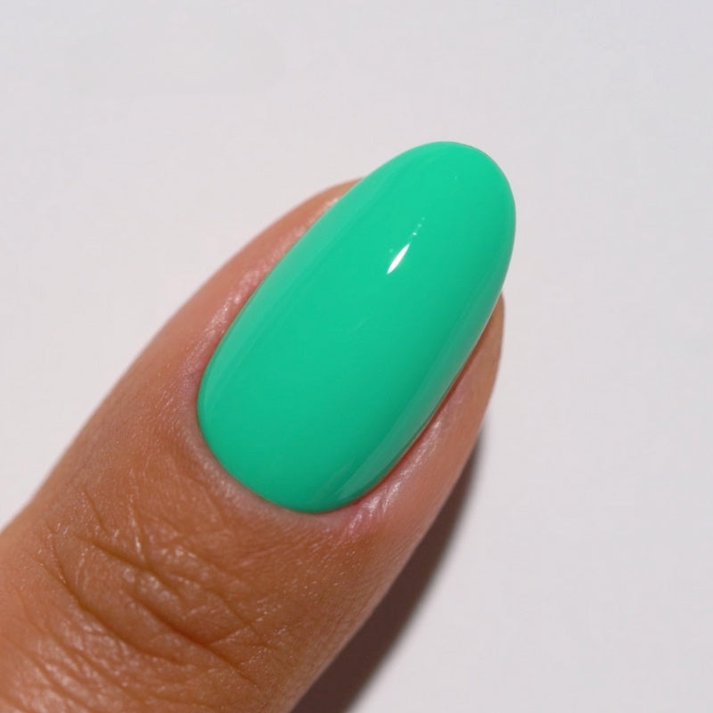 DIVA193 - Hot Girl Walks DIVA - GEL POLISH & MATCHING LACQUER