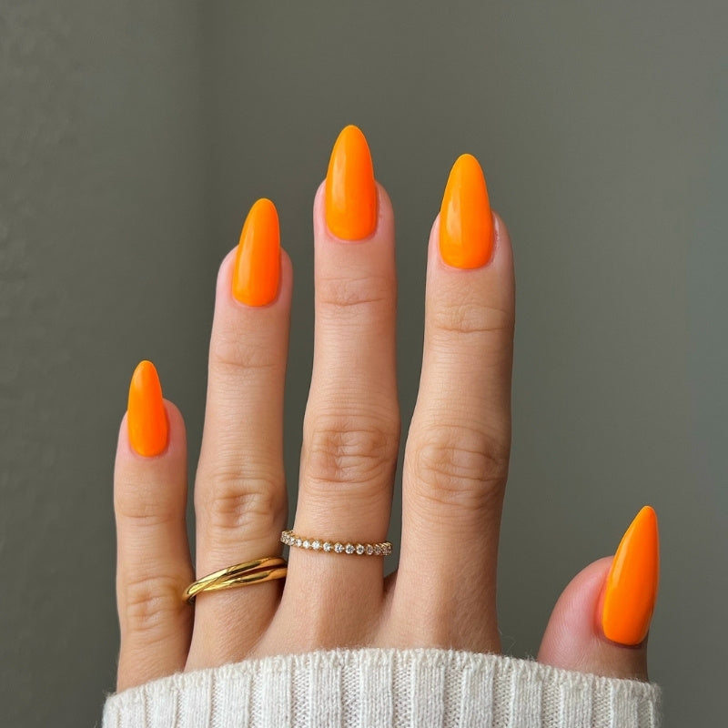 DIVA208 - Perfect Orange DIVA - GEL POLISH & MATCHING LACQUER