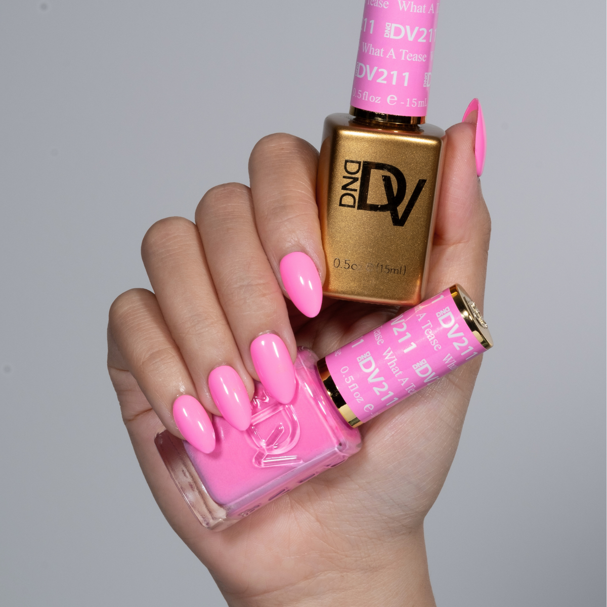 DIVA211 - What A Tease DIVA - GEL POLISH & MATCHING LACQUER