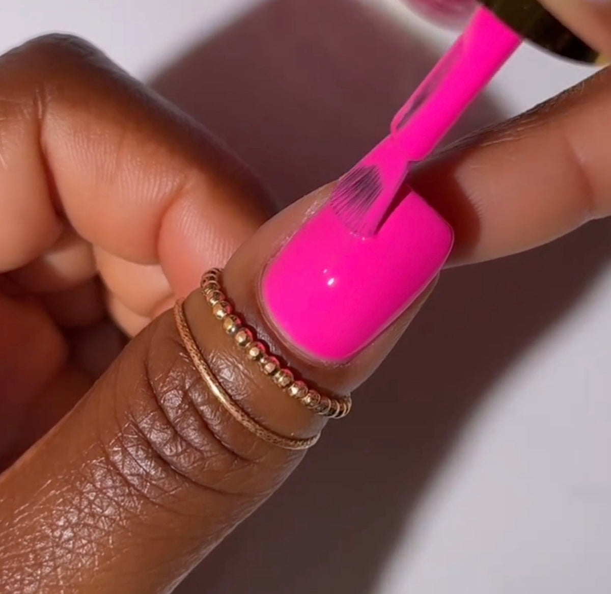 DIVA215 - Fuchsia Rose DIVA - GEL POLISH & MATCHING LACQUER
