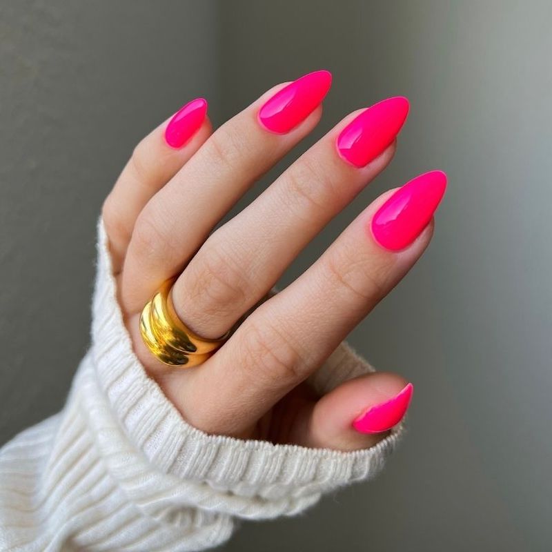 DIVA230 - Strawberry Martini DIVA - GEL POLISH & MATCHING LACQUER