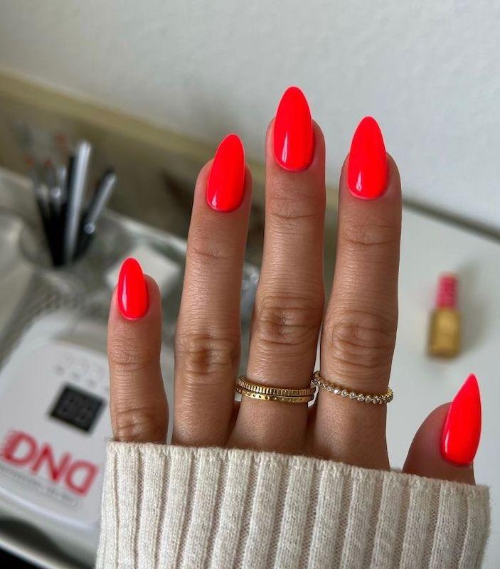 DIVA234 - Jellyfish Candy DIVA - GEL POLISH & MATCHING LACQUER
