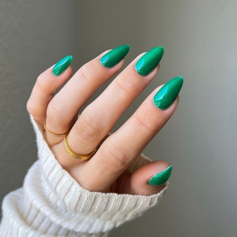 DIVA243 - Imperial Jade DIVA - GEL POLISH & MATCHING LACQUER