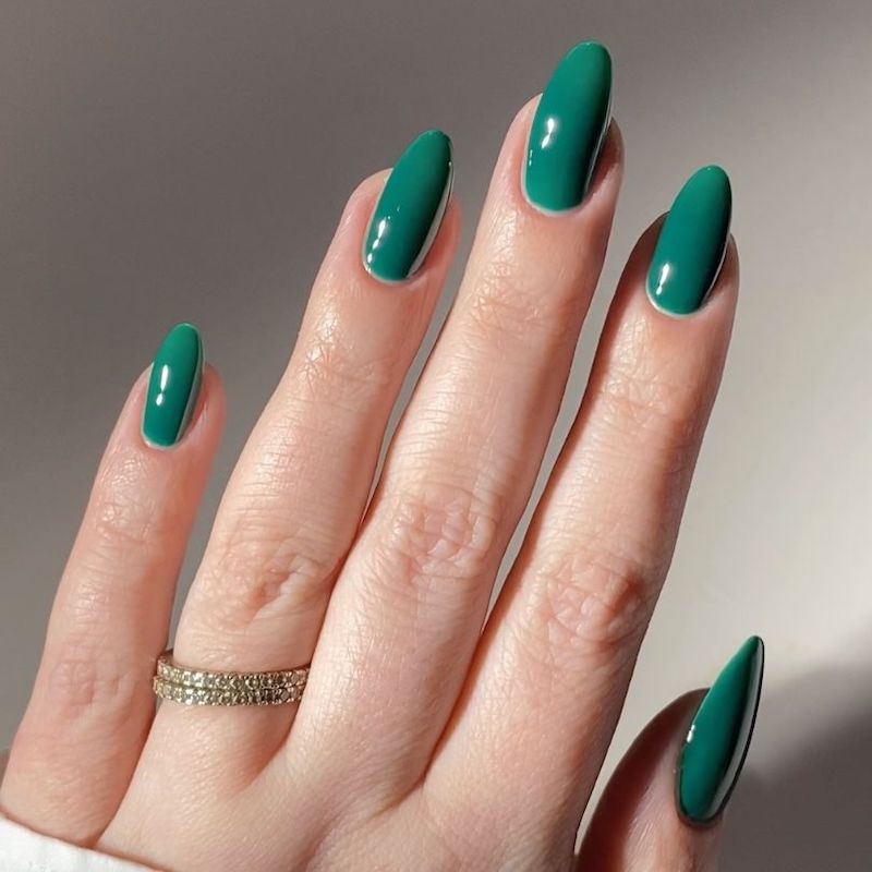 DIVA244 - Emerald Meadow DIVA - GEL POLISH & MATCHING LACQUER