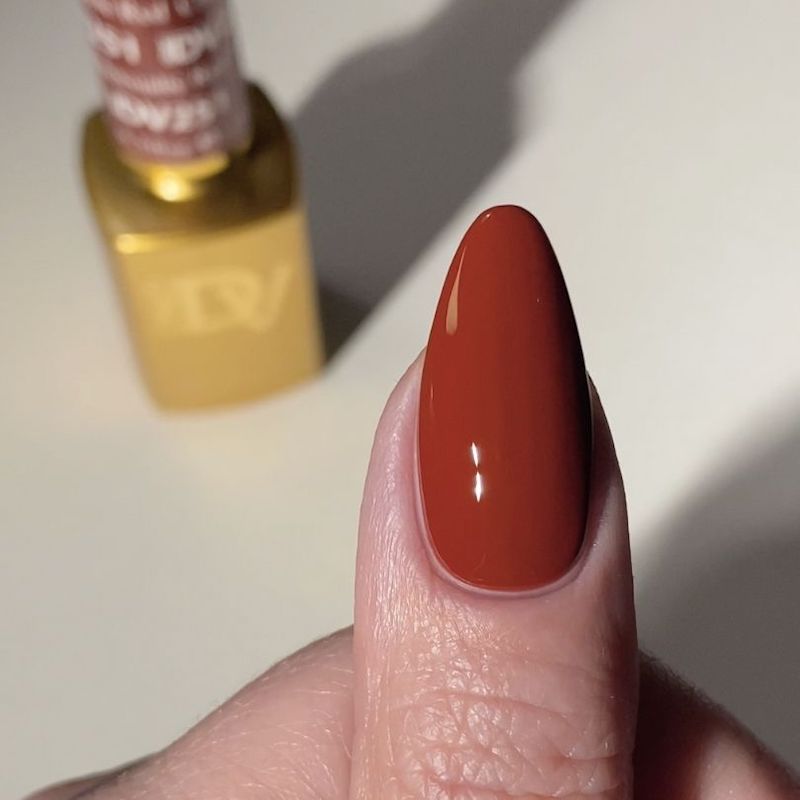 DIVA251 - Chocolate Red DIVA - GEL POLISH & MATCHING LACQUER