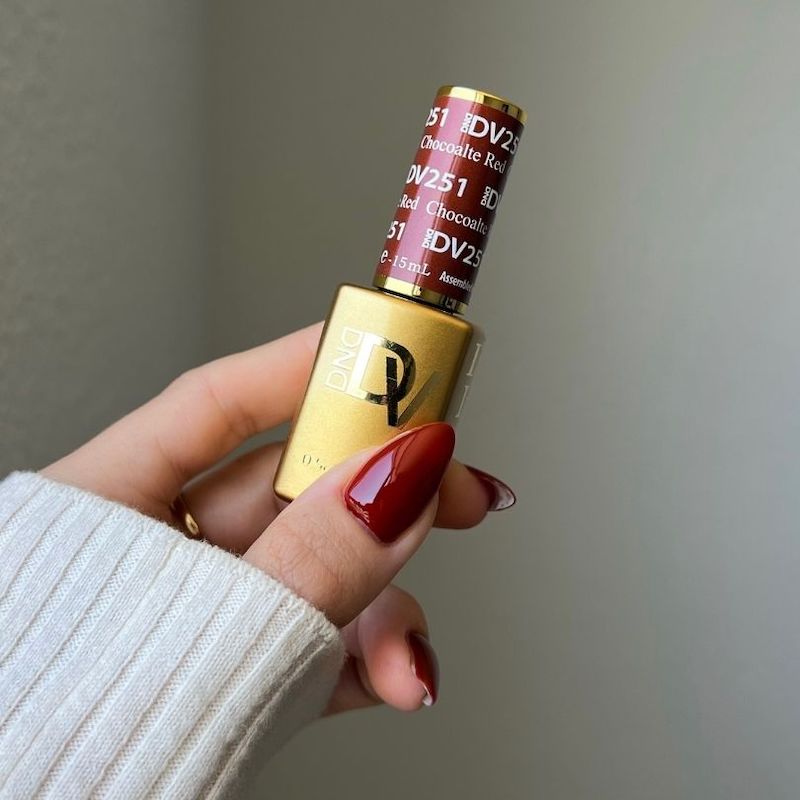 DIVA251 - Chocolate Red DIVA - GEL POLISH & MATCHING LACQUER