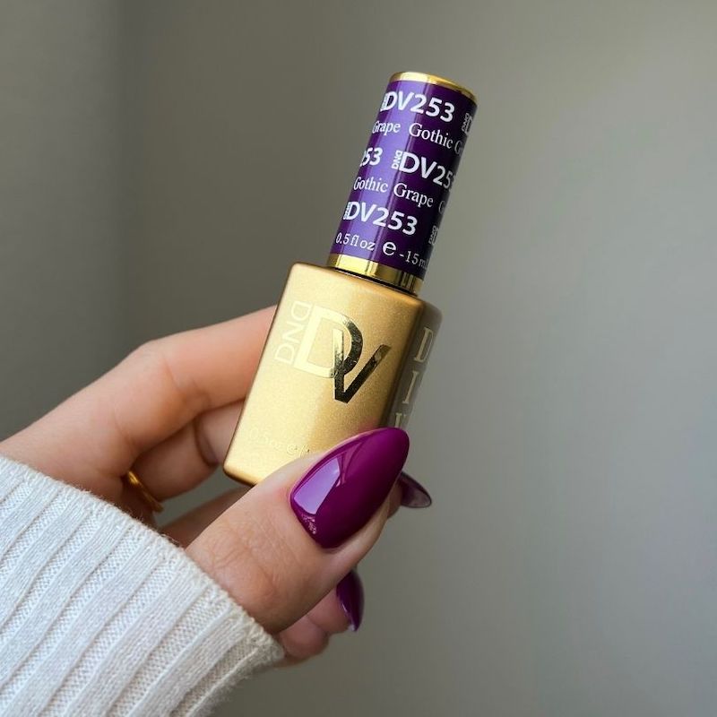 DIVA253 - Gothic Grape DIVA - GEL POLISH & MATCHING LACQUER