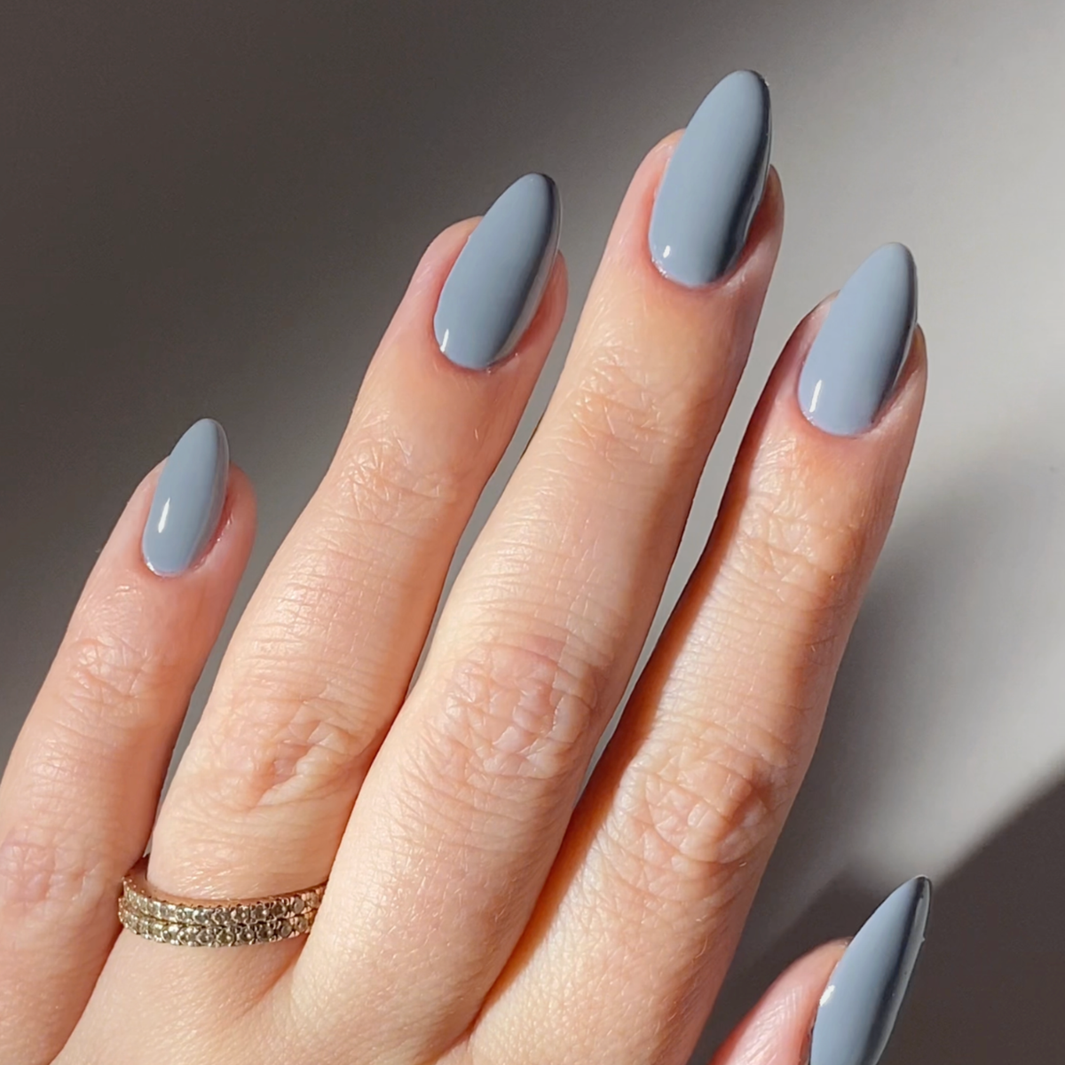 DIVA259 - Airy Daze DIVA - GEL POLISH & MATCHING LACQUER
