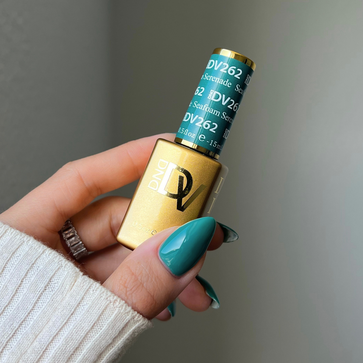 DIVA262 - Seafoam Serenade DIVA - GEL POLISH & MATCHING LACQUER