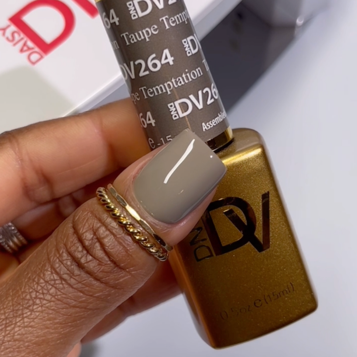 DIVA264 - Taupe Temptation DIVA - GEL POLISH & MATCHING LACQUER
