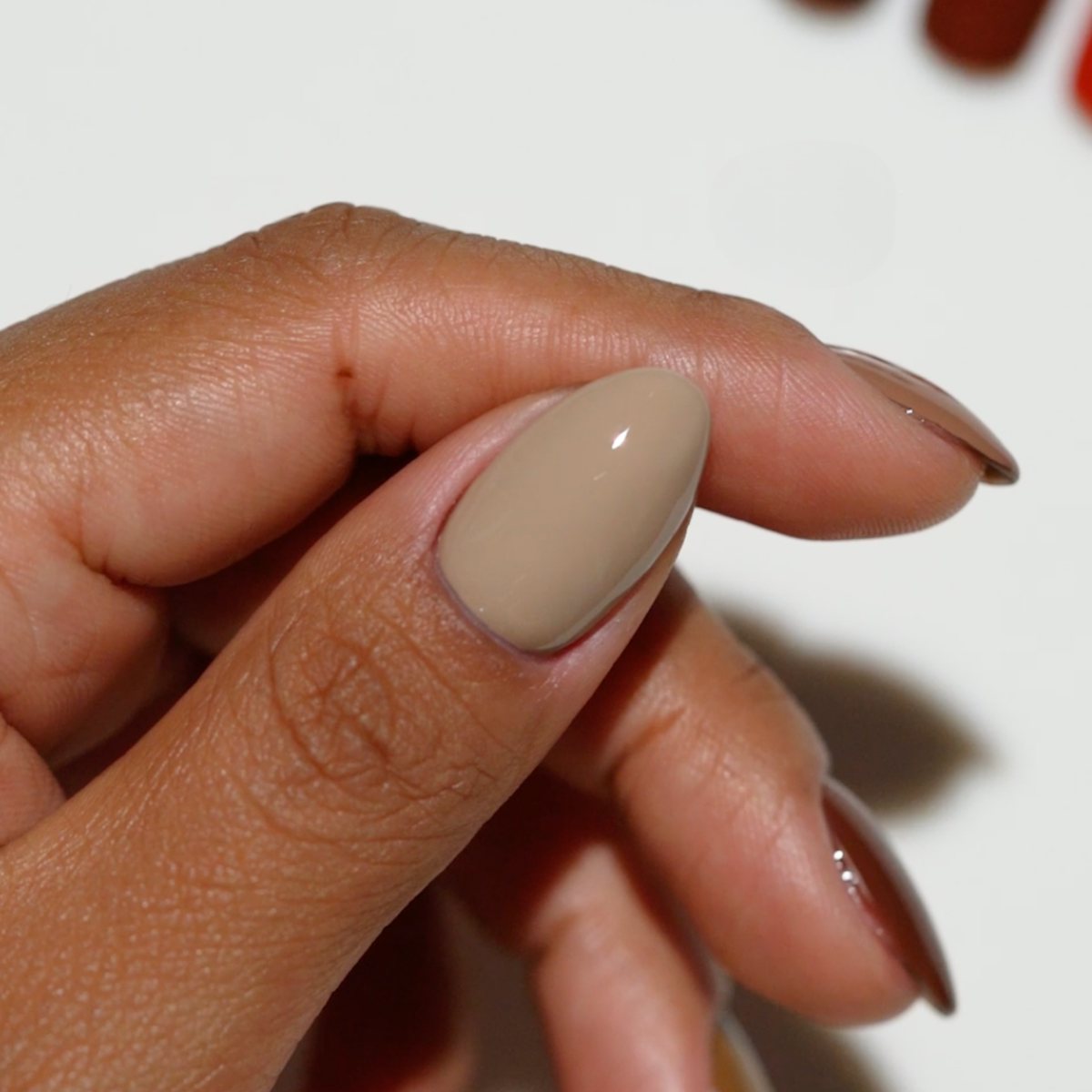 DIVA266 - Nude Mocha DIVA - GEL POLISH & MATCHING LACQUER