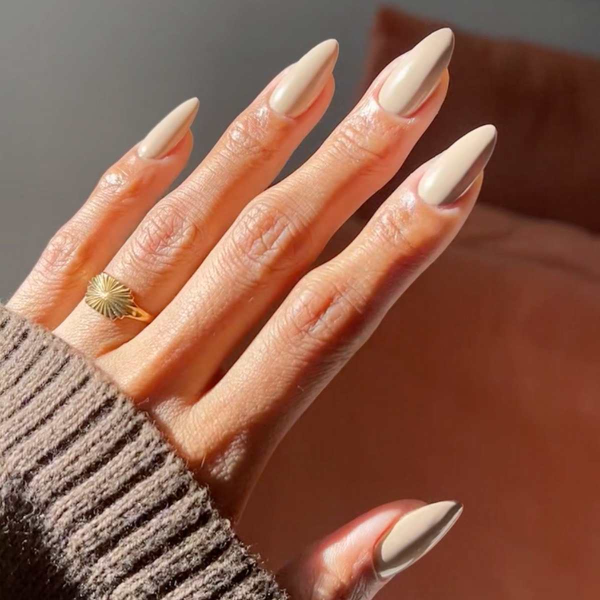 DIVA266 - Nude Mocha DIVA - GEL POLISH & MATCHING LACQUER
