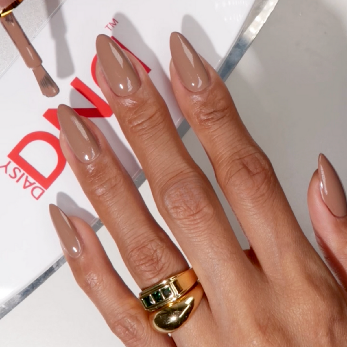DIVA267 - Almond Toffee DIVA - GEL POLISH & MATCHING LACQUER