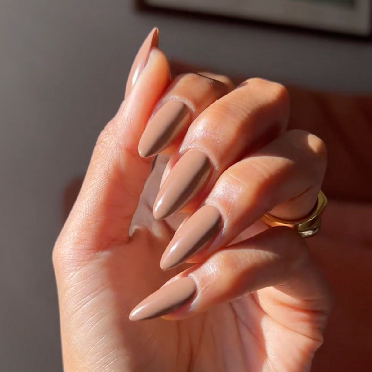 DIVA267 - Almond Toffee DIVA - GEL POLISH & MATCHING LACQUER