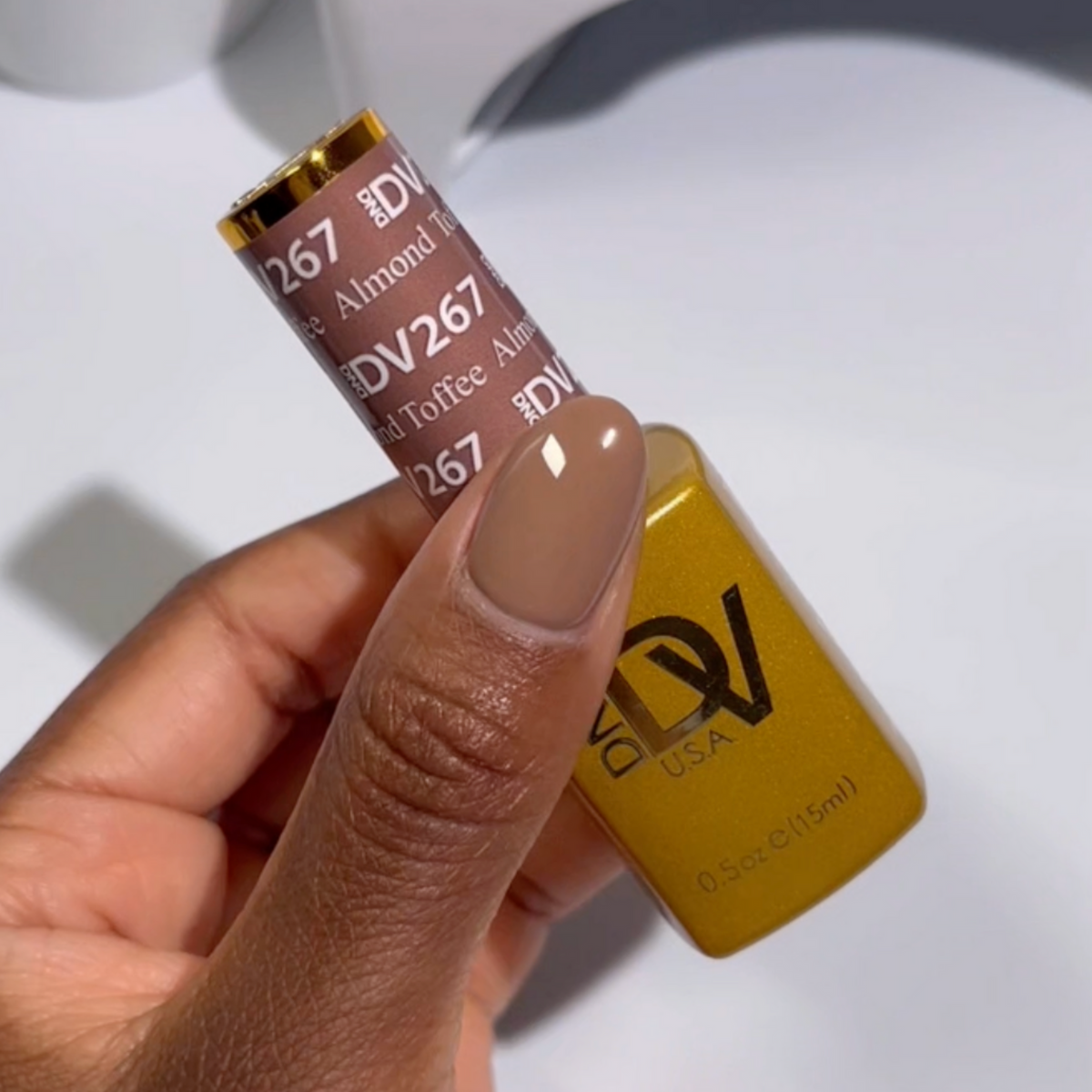 DIVA267 - Almond Toffee DIVA - GEL POLISH & MATCHING LACQUER