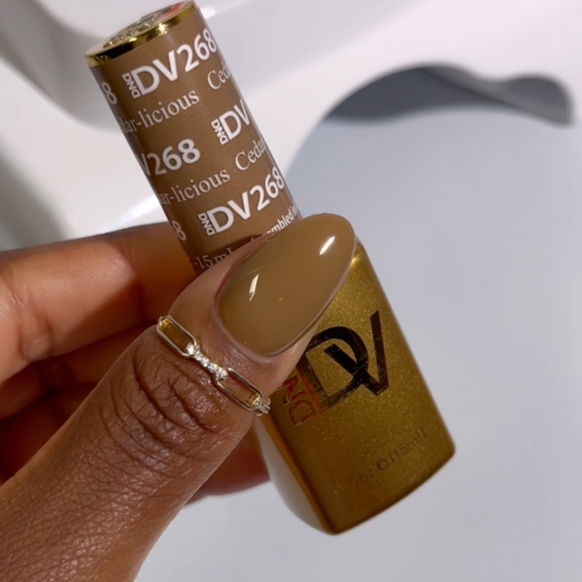 DIVA268 - Cedar-licious DIVA - GEL POLISH & MATCHING LACQUER