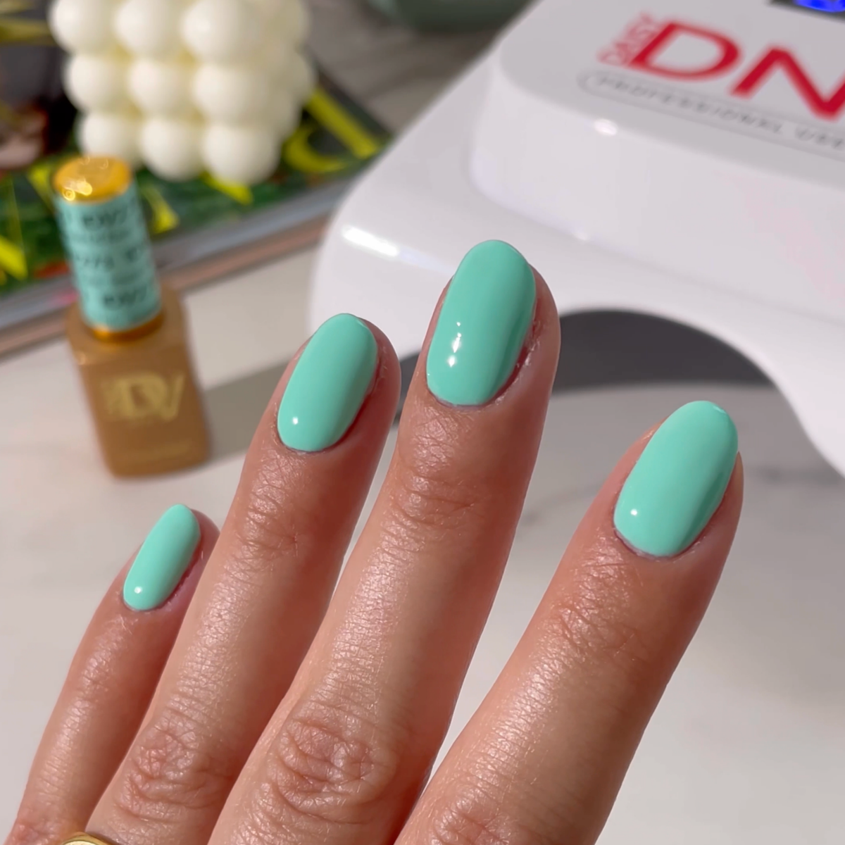 DIVA273 - Sound Of Rain DIVA - GEL POLISH & MATCHING LACQUER