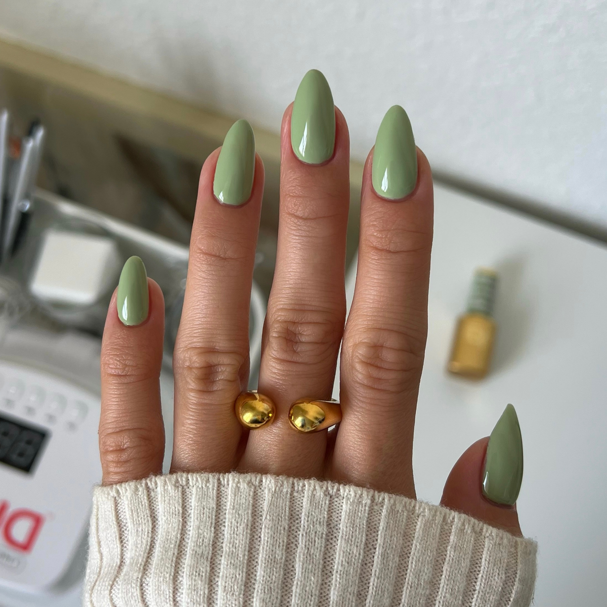 DIVA277 - Foggy Fern DIVA - GEL POLISH & MATCHING LACQUER