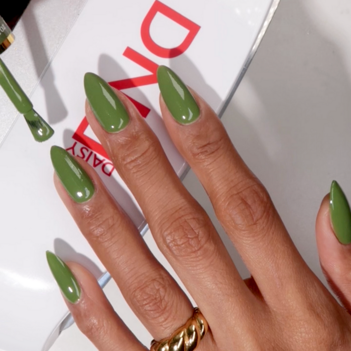 DIVA284 - Olive Green DIVA - GEL POLISH & MATCHING LACQUER
