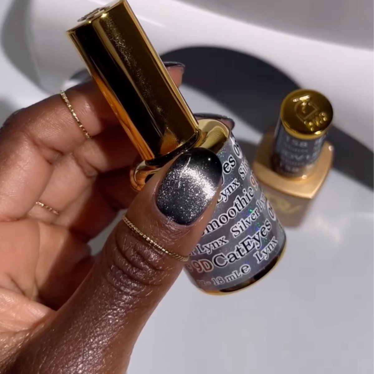 DC09 - Silver Lynx - GEL POLISH & MATCHING LACQUER