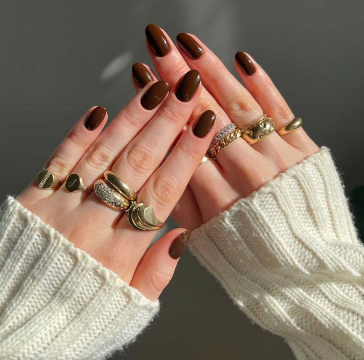 DC052 - Walnut Brown - GEL POLISH & MATCHING LACQUER