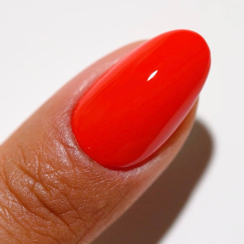DC2543 - Ladybug - GEL POLISH & MATCHING LACQUER