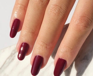 DND634 - Reddish Purple - DND Matching Gel & Nail Polish