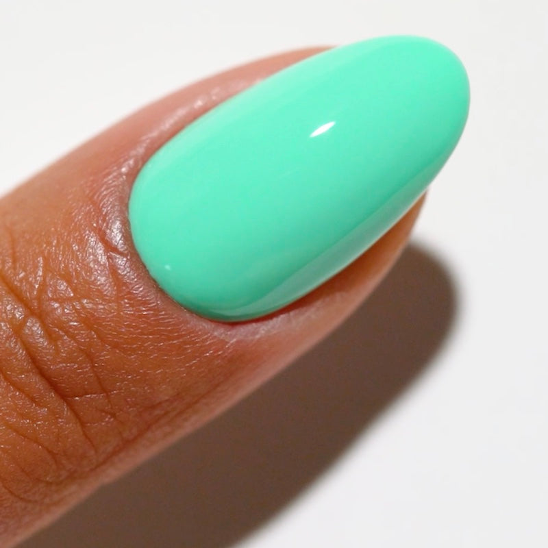 DC2536 - Secret Paradise - GEL POLISH & MATCHING LACQUER