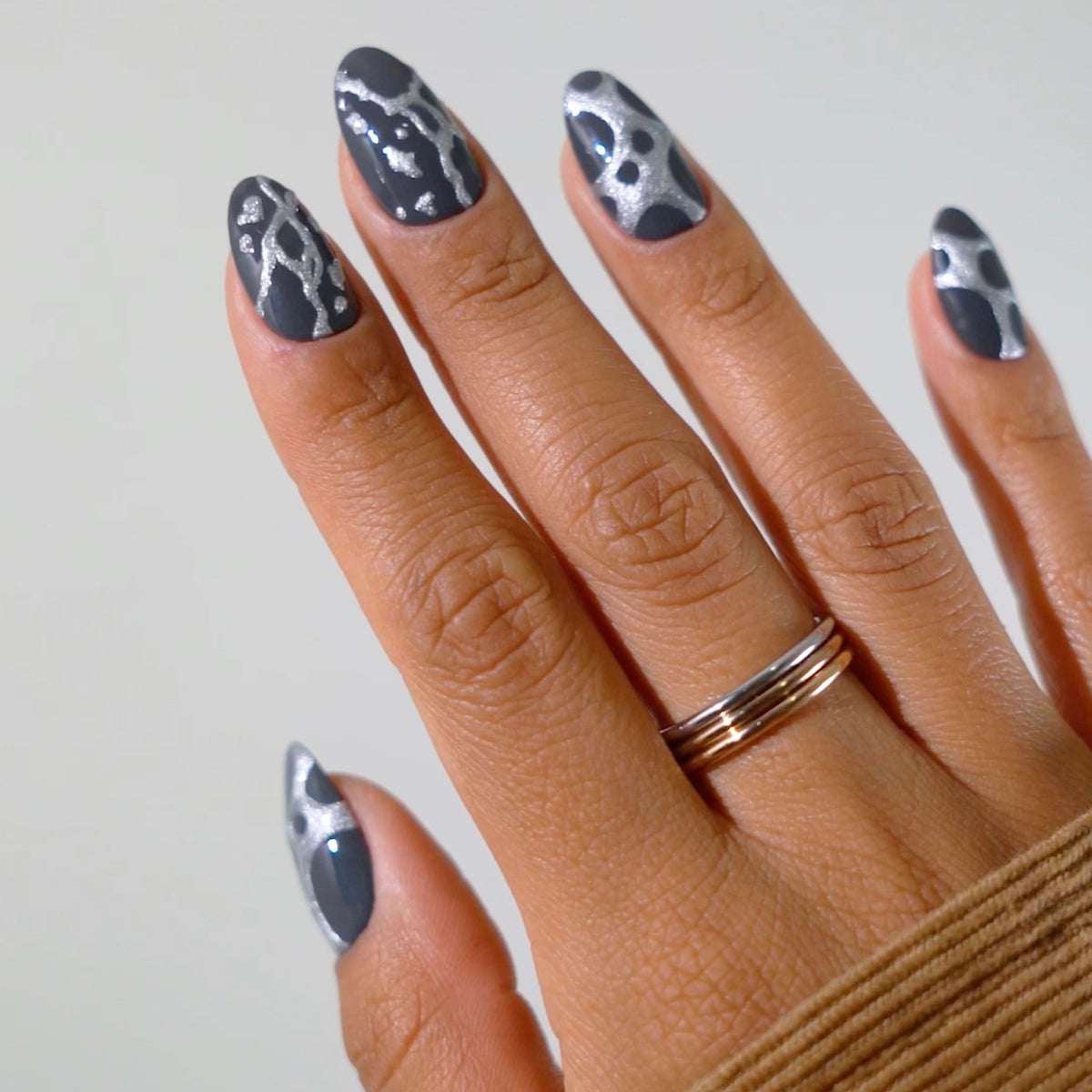 DC3D Gel - Silver - GEL POLISH & MATCHING LACQUER
