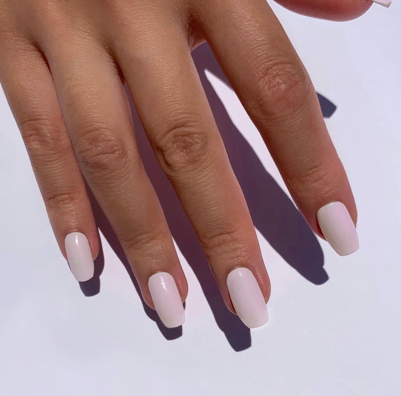 Living in Neutrals Gel Polish Starter Kit - DND Matching Gel & Nail Polish