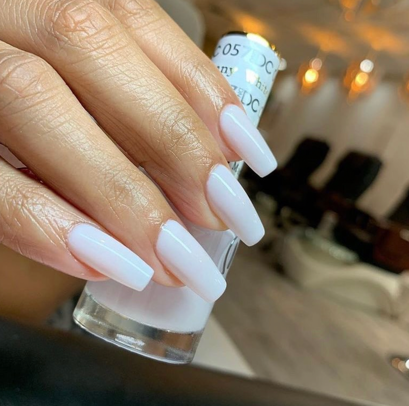 DC057 - White Bunny - GEL POLISH & MATCHING LACQUER
